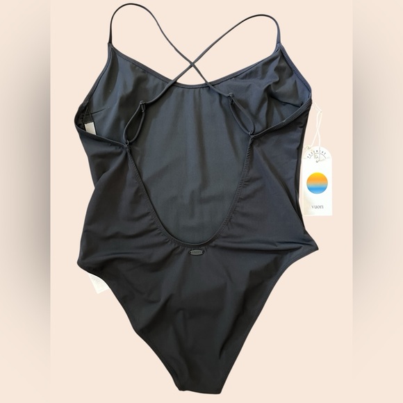 NWT Vuori Sunkissed One-Piece - Picture 4 of 7